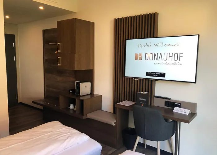 Ξενοδοχείο Donauhof 4*