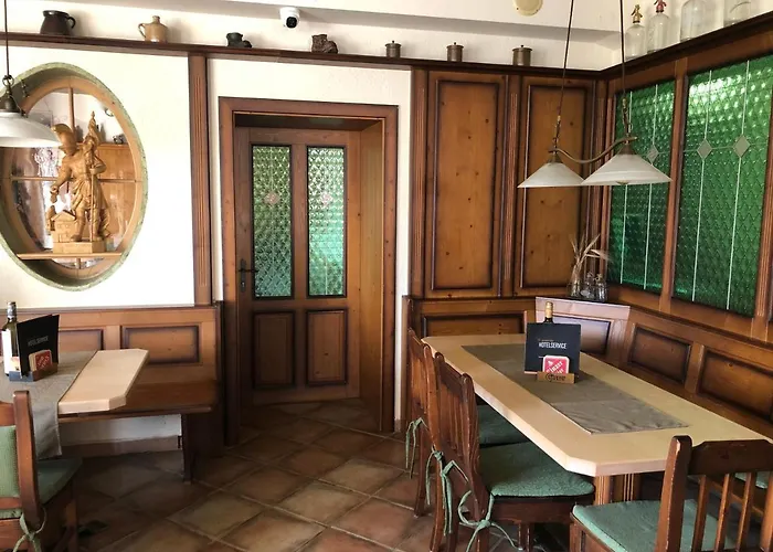 Donauhof ماوتهاوزن