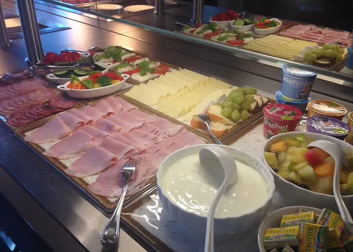 Ξενοδοχείο Donauhof 4*