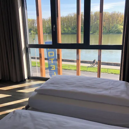 Otel Donauhof 4*